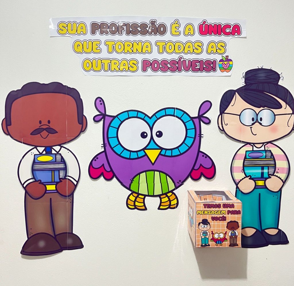 PAINEL DIA DOS PROFESSORES COM CAIXINHA- SV
